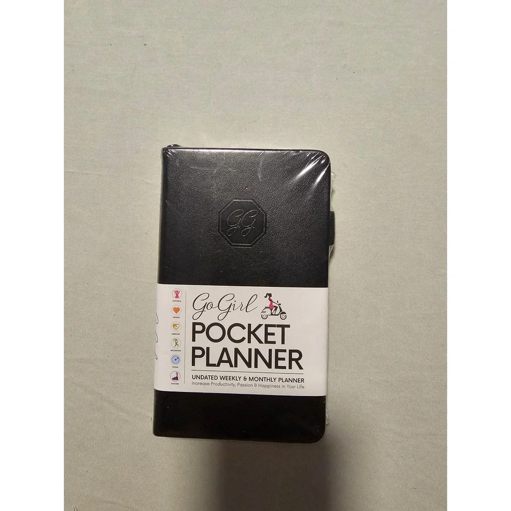 GoGirl Pocket Planner Undated Weekly Monthly 12 Month Black 144 Pages New
